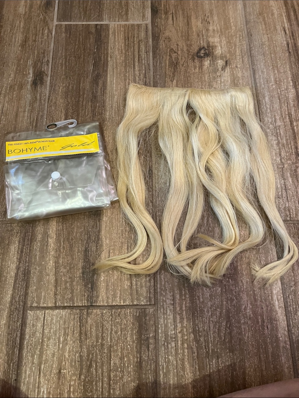 Bohyme Finest 100% remi human hair GOLD clip in